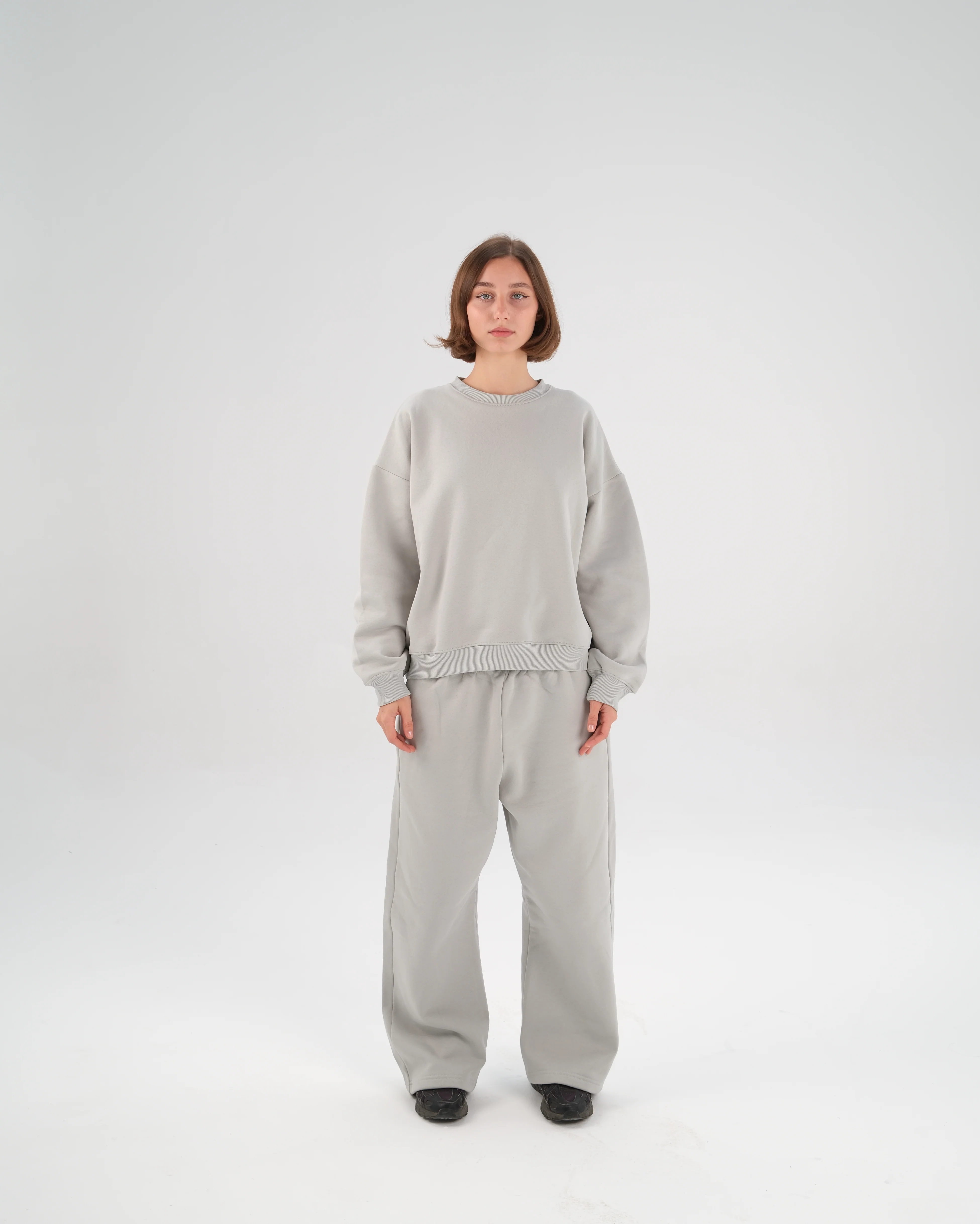 The Heavyweight Crewneck - Image 30