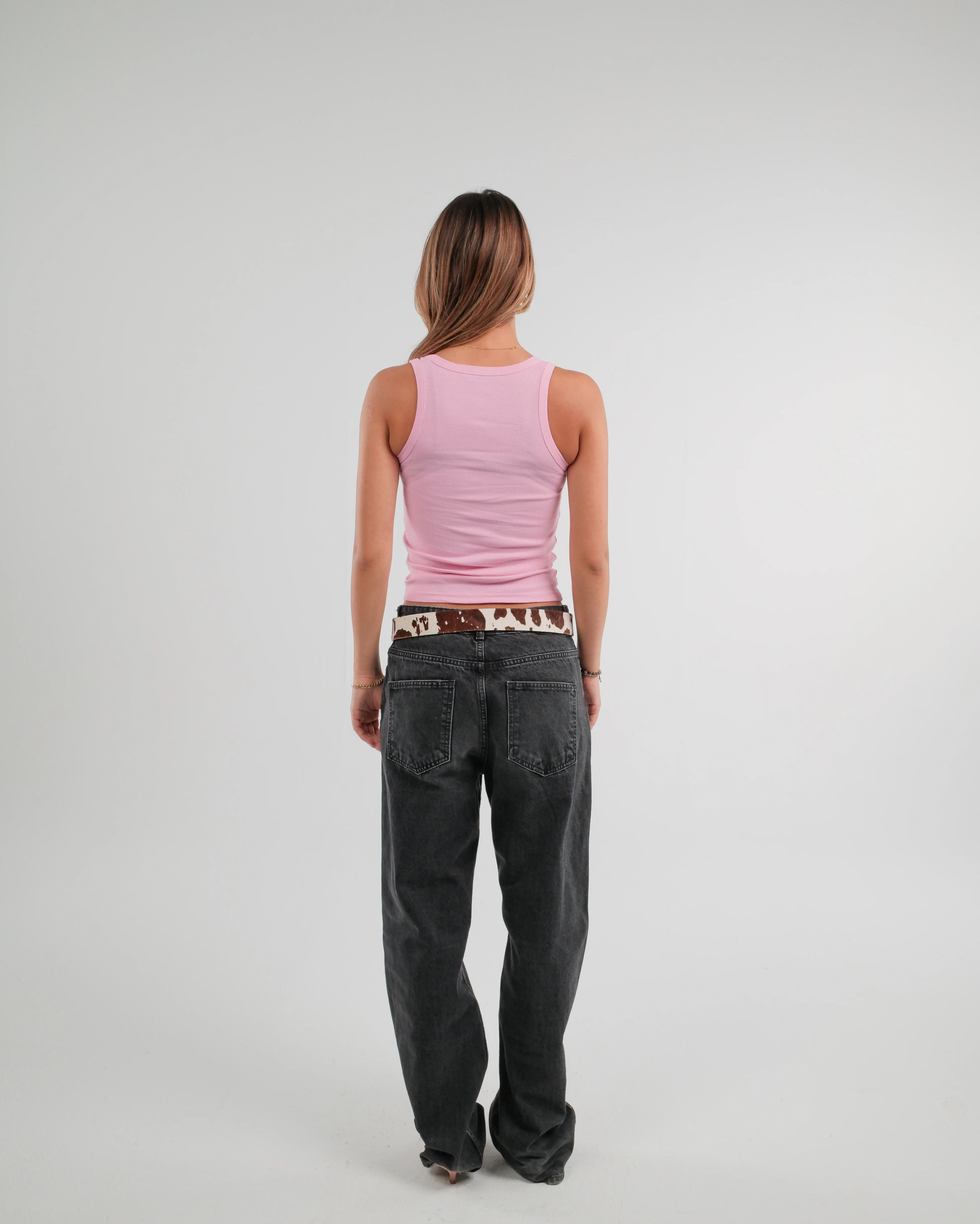U-Shaped Tank Top - Image 17